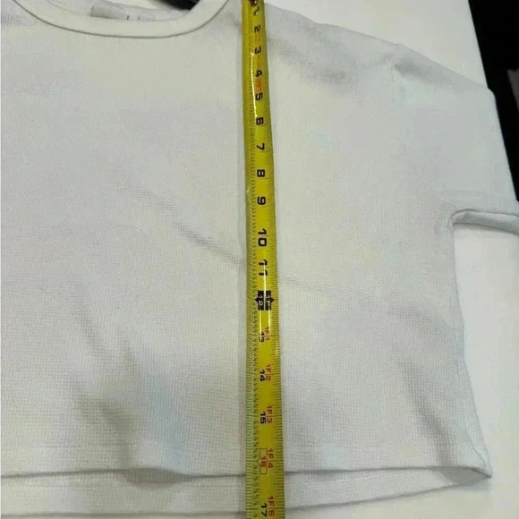 Aritzia Sunday Best white long sleeve cropped pullover women’s size large - Picture 4 of 7